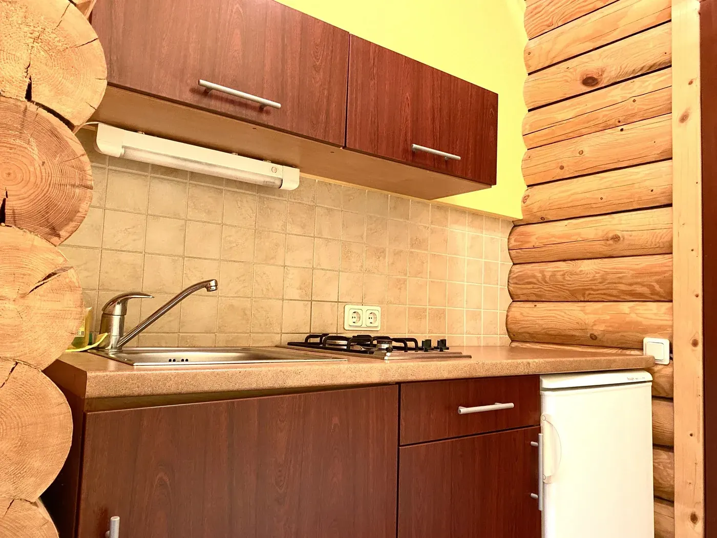Keturvietis vidutinis apartamentas – virtuvėlė
